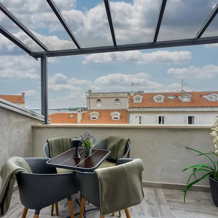 Apartment Peschiera Porec Exterior photo